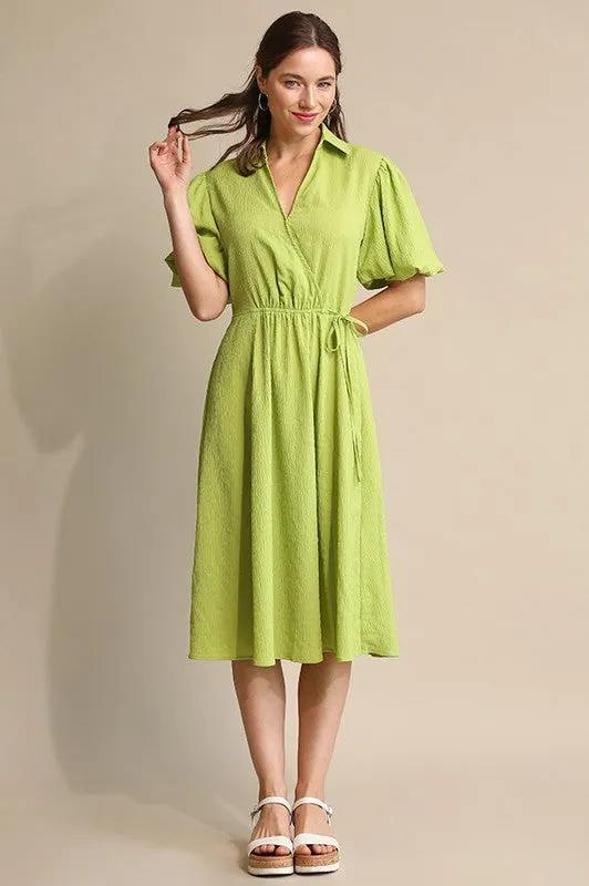 Apple Green Textured Woven and Elastic Waist Midi Dress