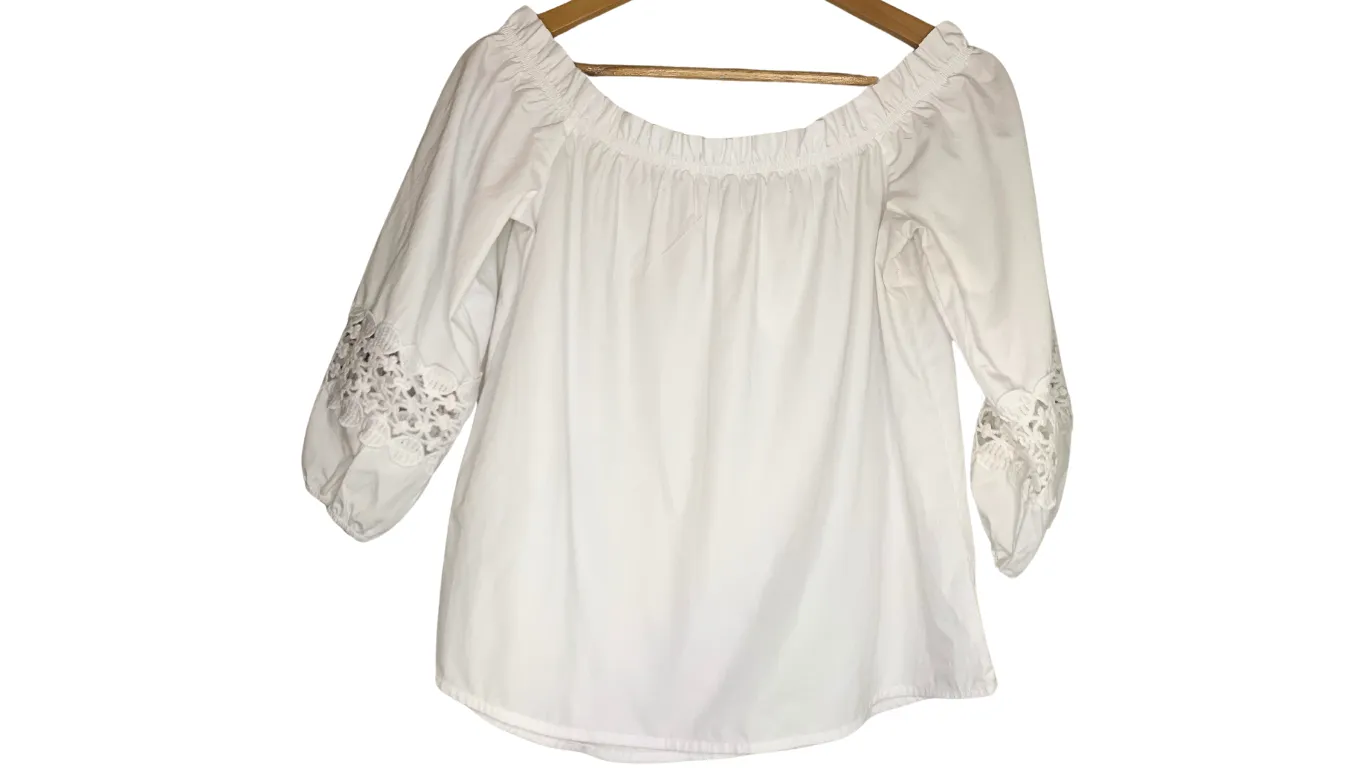 Classic Off-the-Shoulder White Blouse with Lace Accents, M