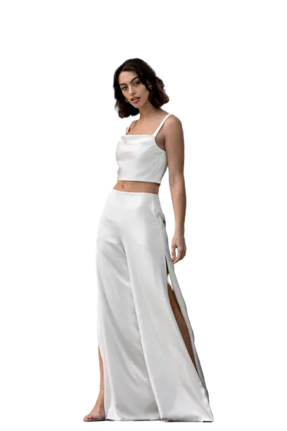 Minimalist Draping On Simple Straight Neckline Top