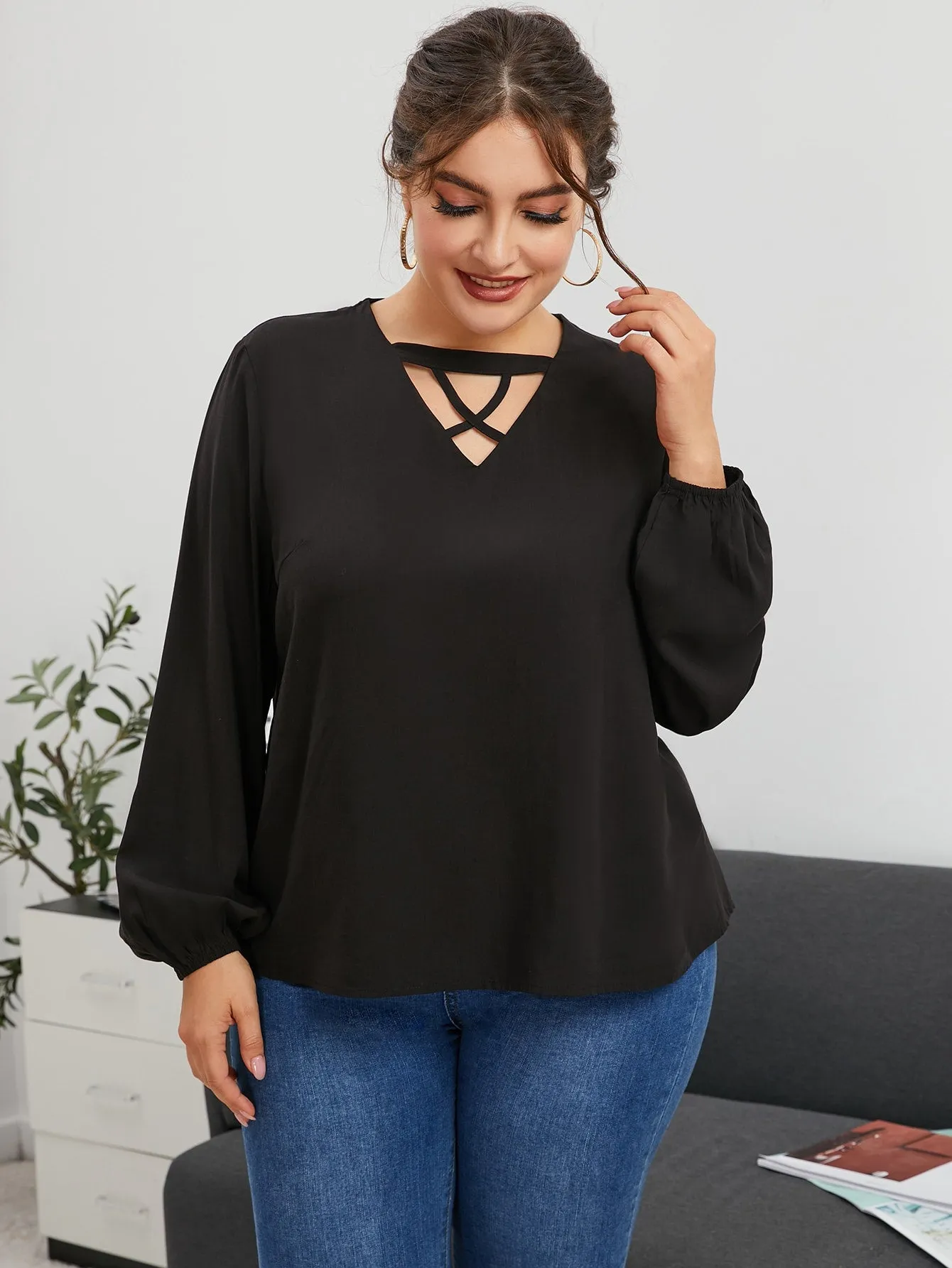 Plain Cut Out Long Sleeve Keyhole Neckline Regular Plus Size Blouse
