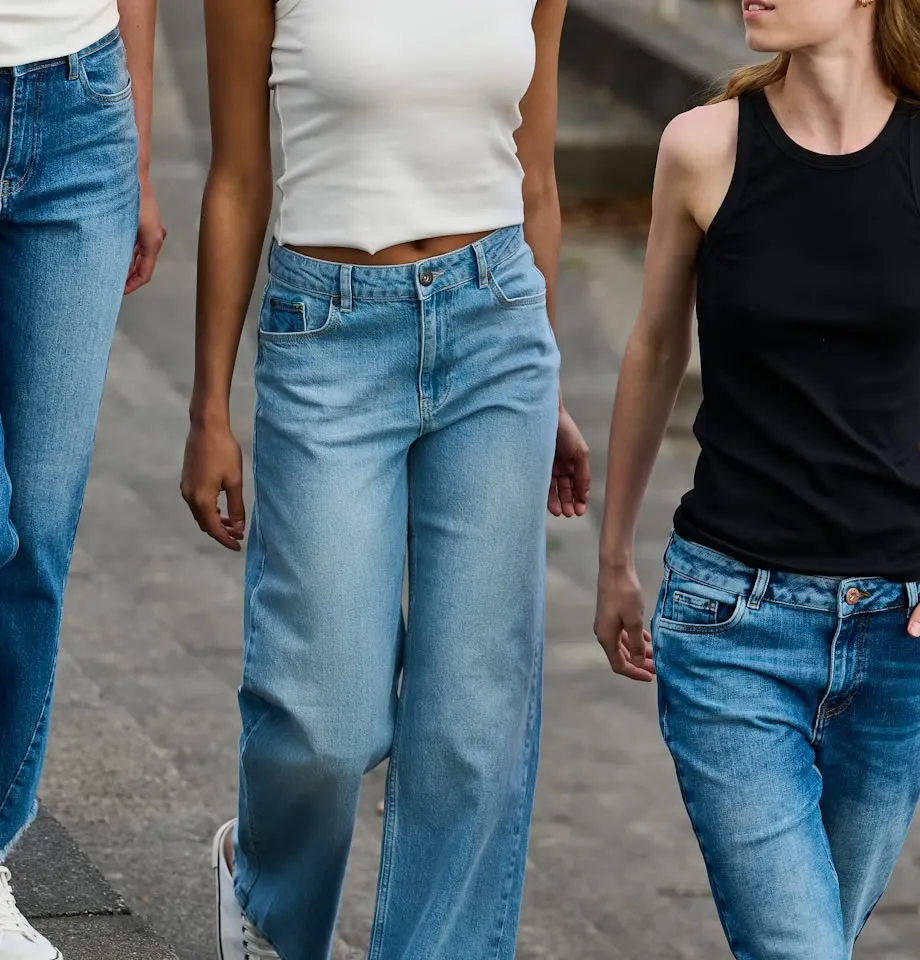 Pulz Jeans Vega; Ultra High Waist, Wide Leg, Light Blue Denim