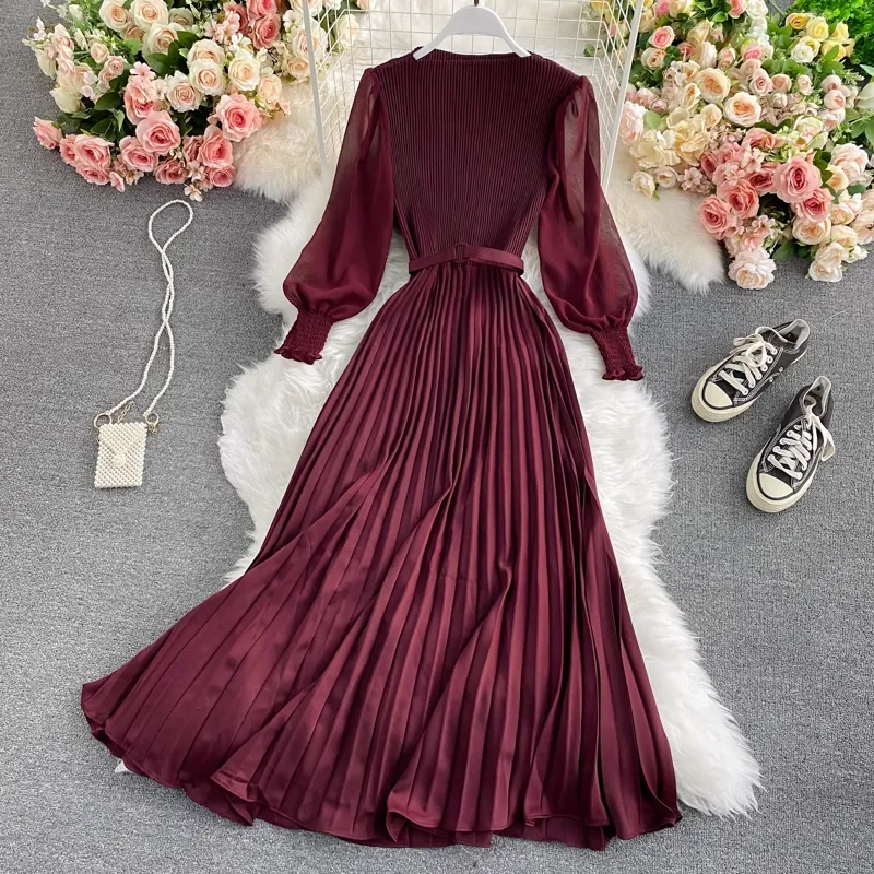 Spring and Autumn Round Neck Long Sleeve Chiffon Pleated Dress 1460