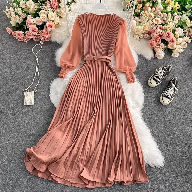 Spring and Autumn Round Neck Long Sleeve Chiffon Pleated Dress 1460