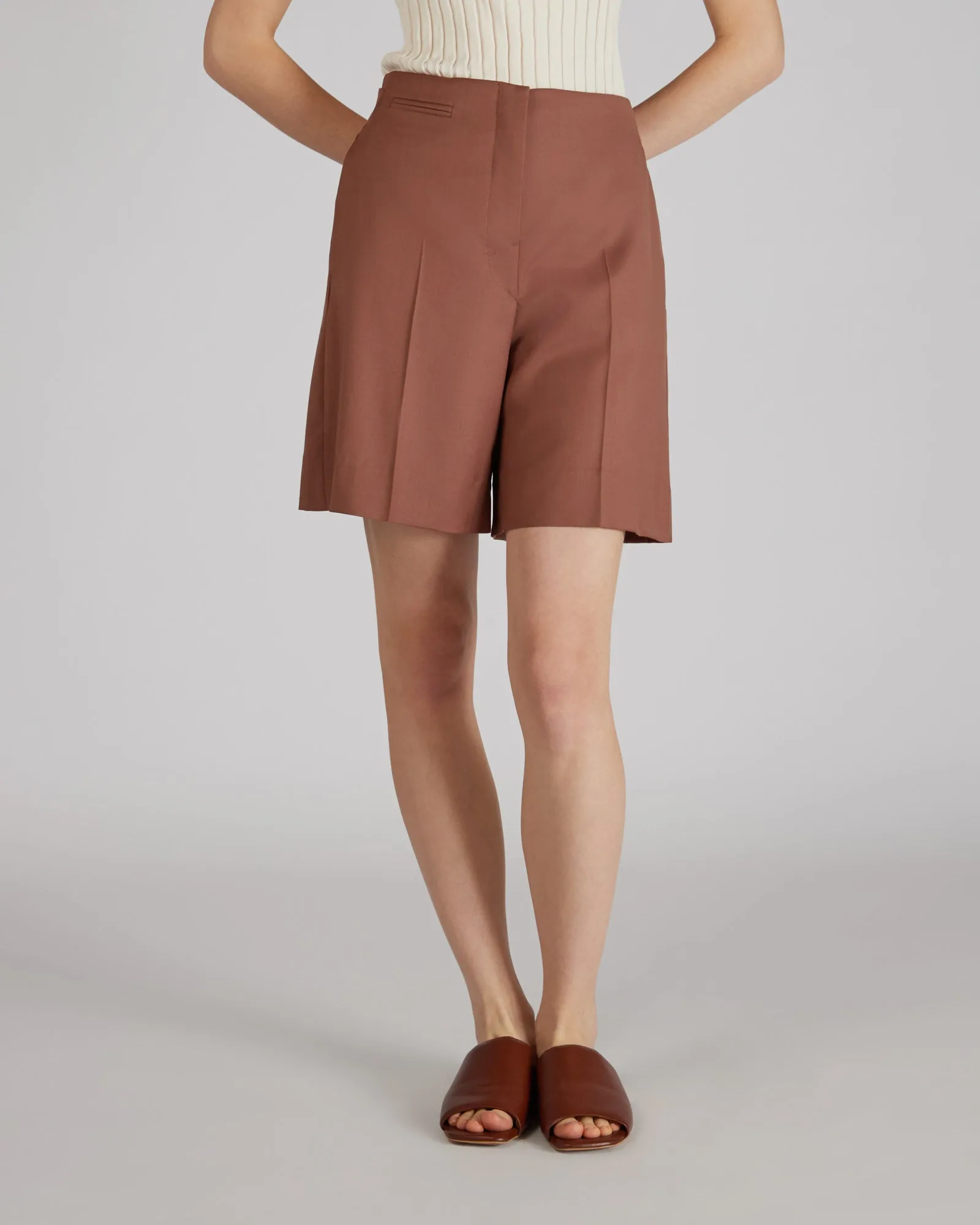 Stretch wool fabric bermuda shorts